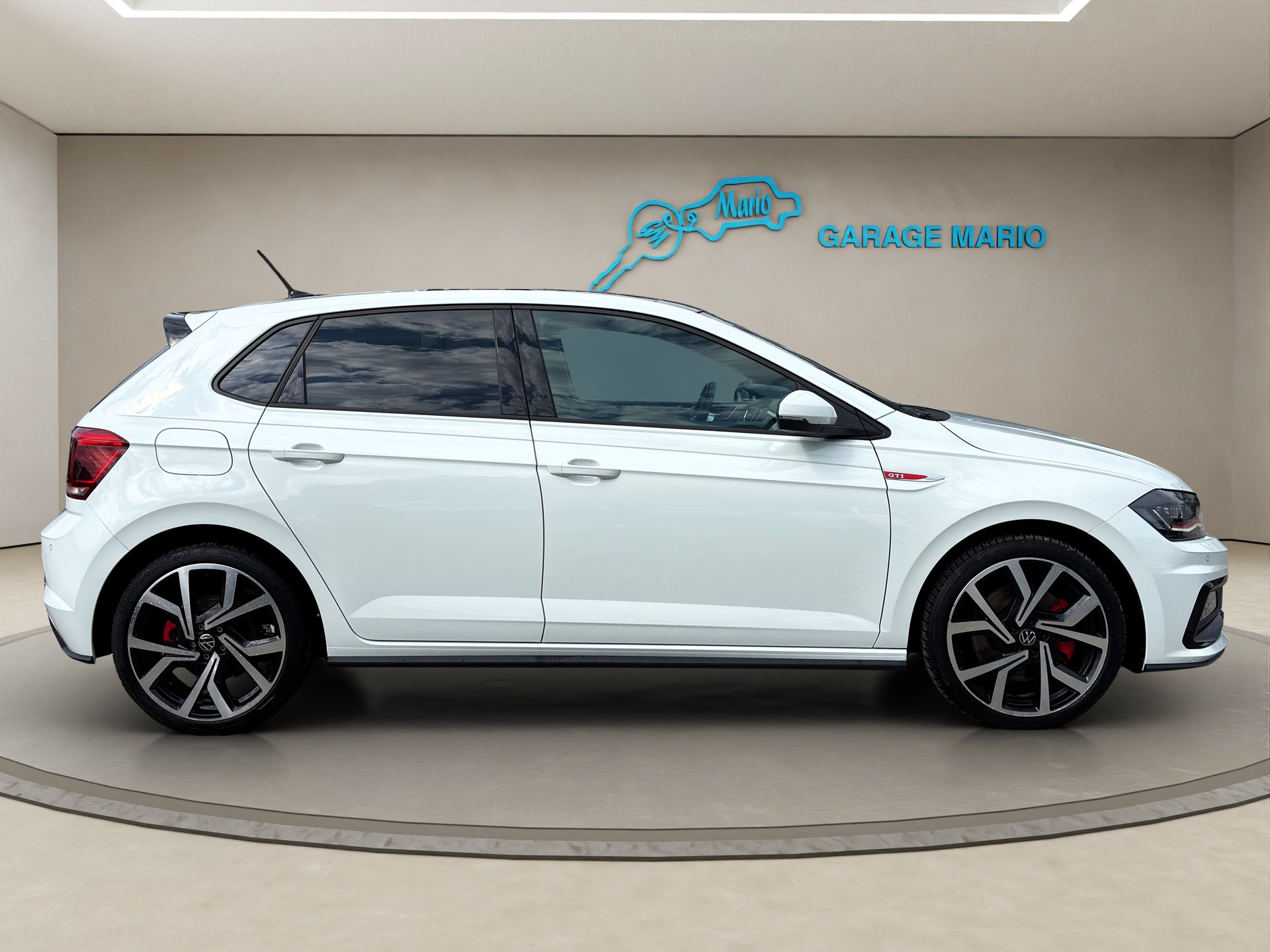 VW Polo 2.0 TSI ❗ GTI ❗ DSG ✅CH-Fahrzeug & 8-fach bereift✅-image-3
