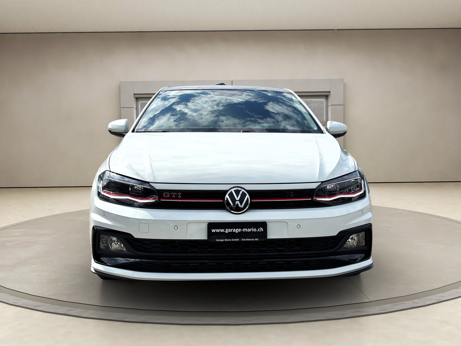 VW Polo 2.0 TSI ❗ GTI ❗ DSG ✅CH-Fahrzeug & 8-fach bereift✅-image-1