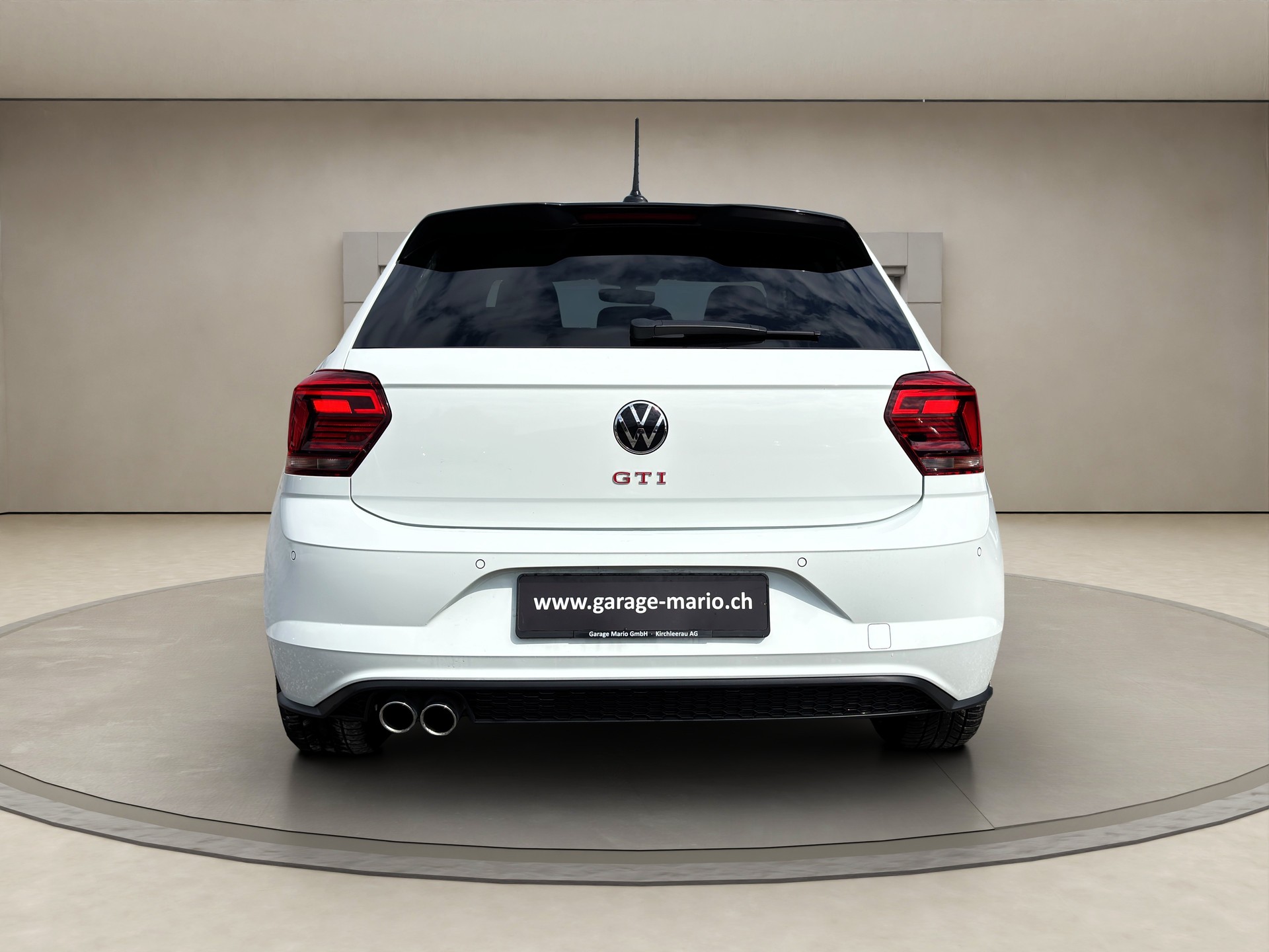VW Polo 2.0 TSI ❗ GTI ❗ DSG ✅CH-Fahrzeug & 8-fach bereift✅-image-5