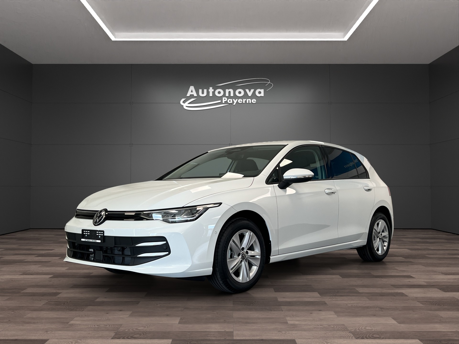 VW Golf 1.5 e TSI mHEV Life DSG-image-0