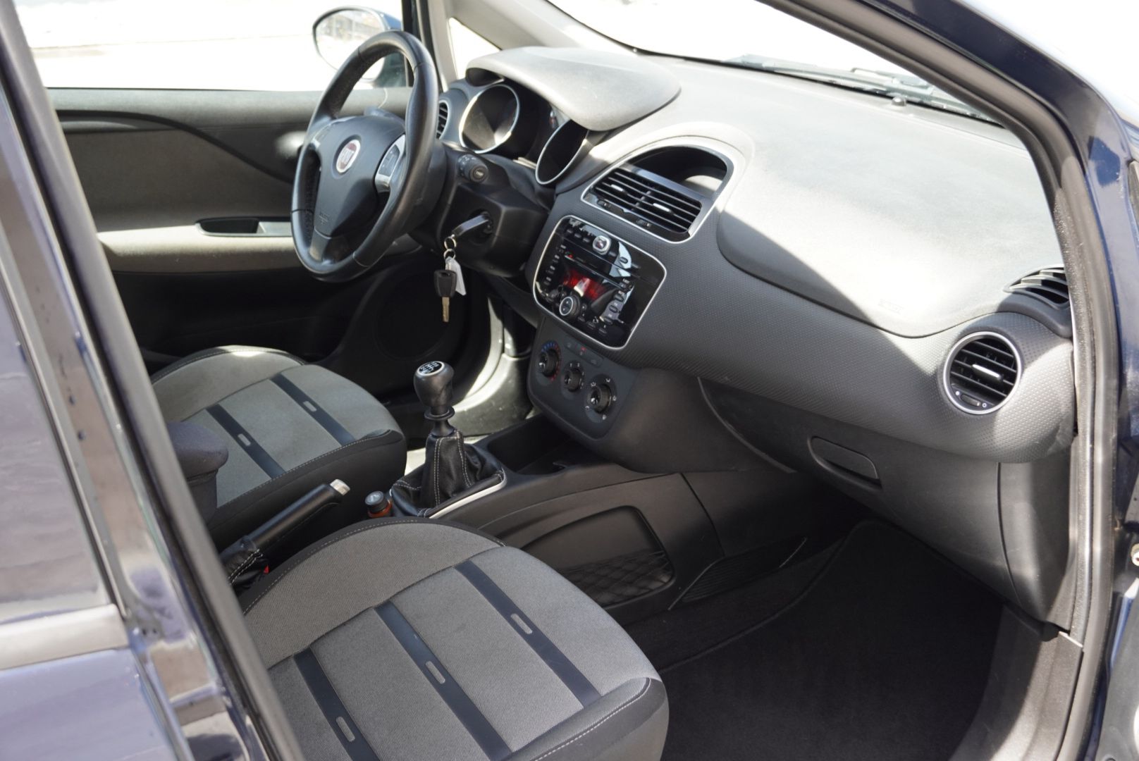 FIAT Punto Evo 1.4 16V Sporting-image-16