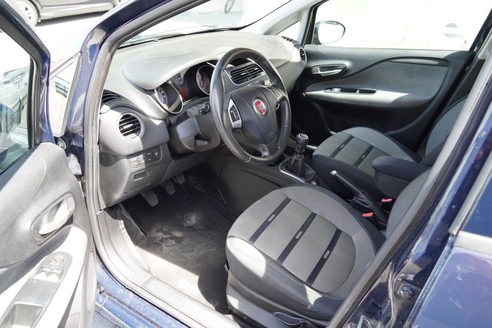 FIAT Punto Evo 1.4 16V Sporting-image-14