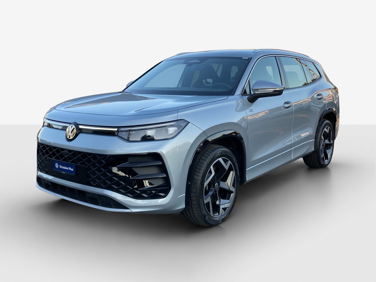 VW Tayron 2.0 TSI R-Line DSG 4Motion-image-0