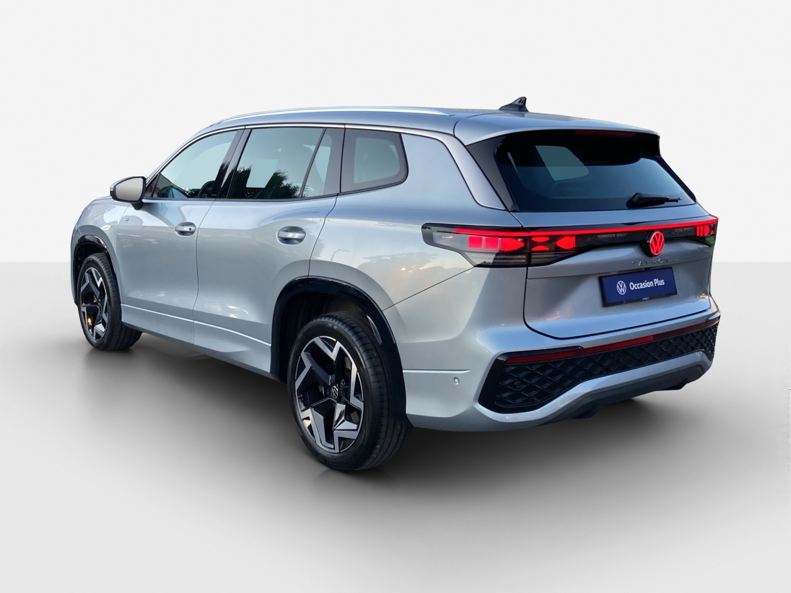 VW Tayron 2.0 TSI R-Line DSG 4Motion-image-2