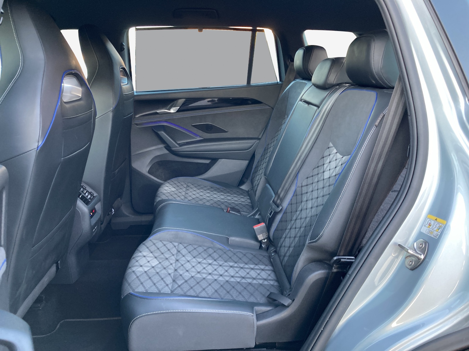 VW Tayron 2.0 TSI R-Line DSG 4Motion-image-11