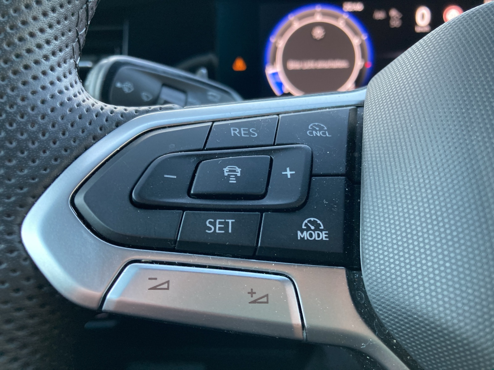 VW Tayron 2.0 TSI R-Line DSG 4Motion-image-15