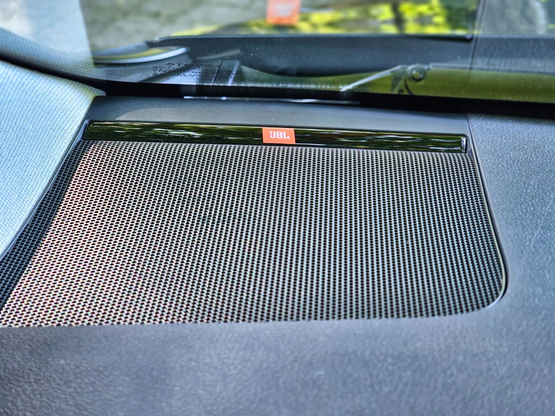 TOYOTA Prius 1.8 VVT-i HSD Sol Premium-image-13