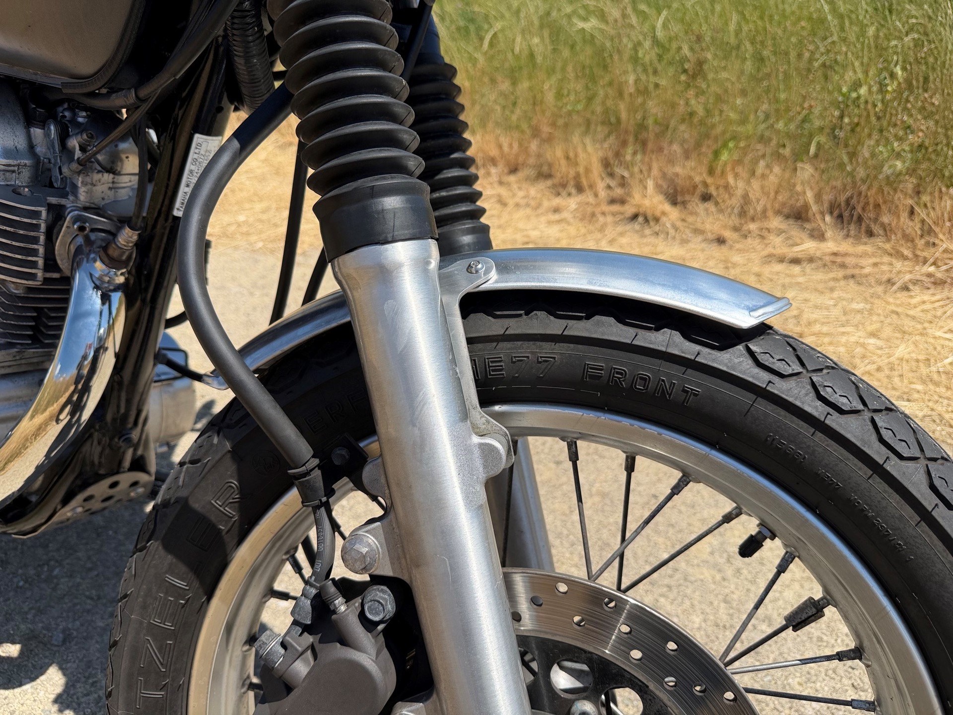 YAMAHA SR 400-image-5