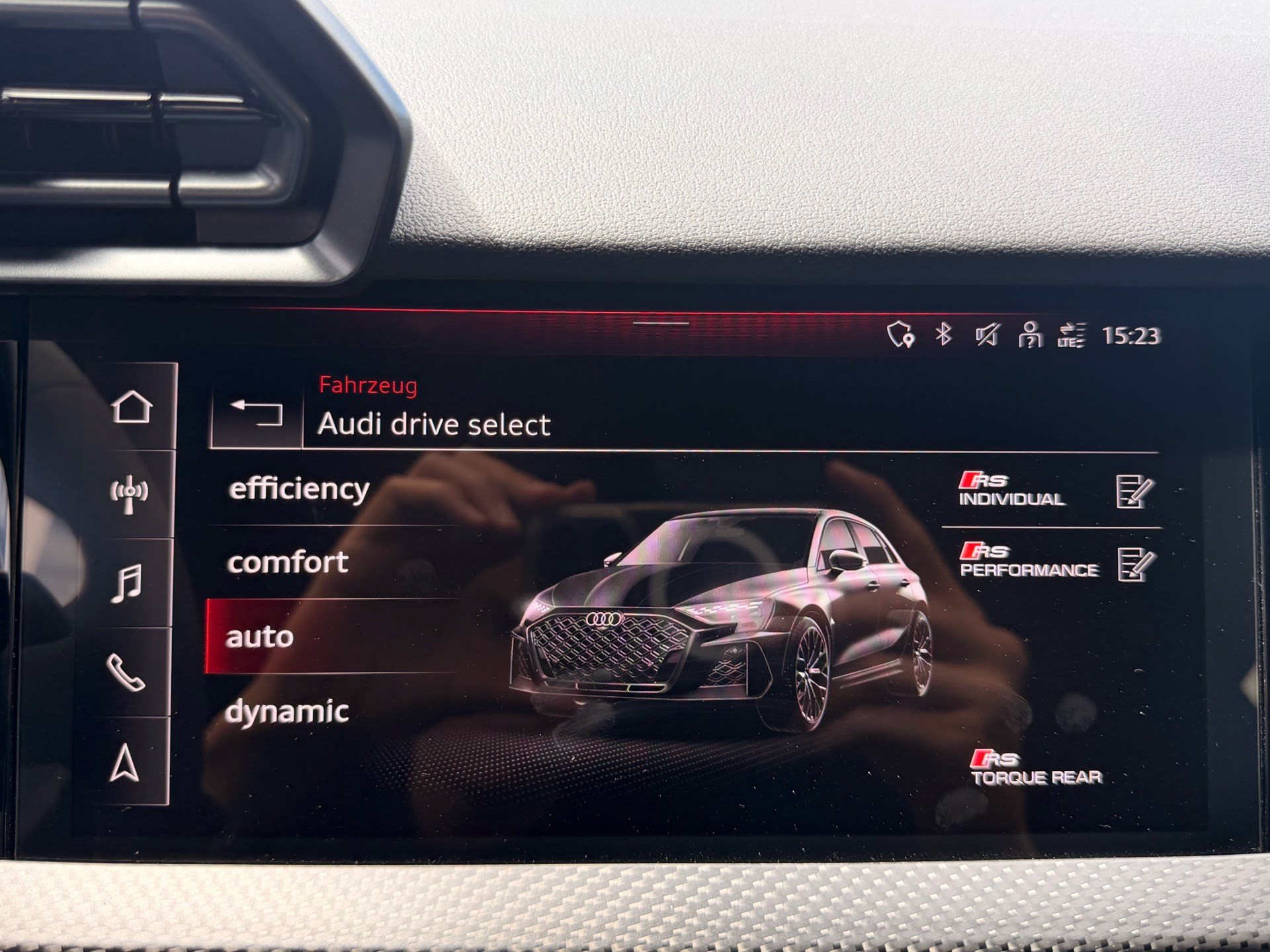 AUDI RS3 SPORTBACK 2.5 400 PS TFSI QUATTRO *** RS SCHALENSITZE ***-image-13