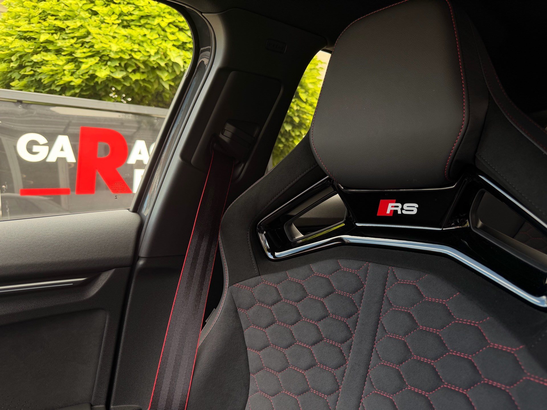 AUDI RS3 SPORTBACK 2.5 400 PS TFSI QUATTRO *** RS SCHALENSITZE ***-image-26