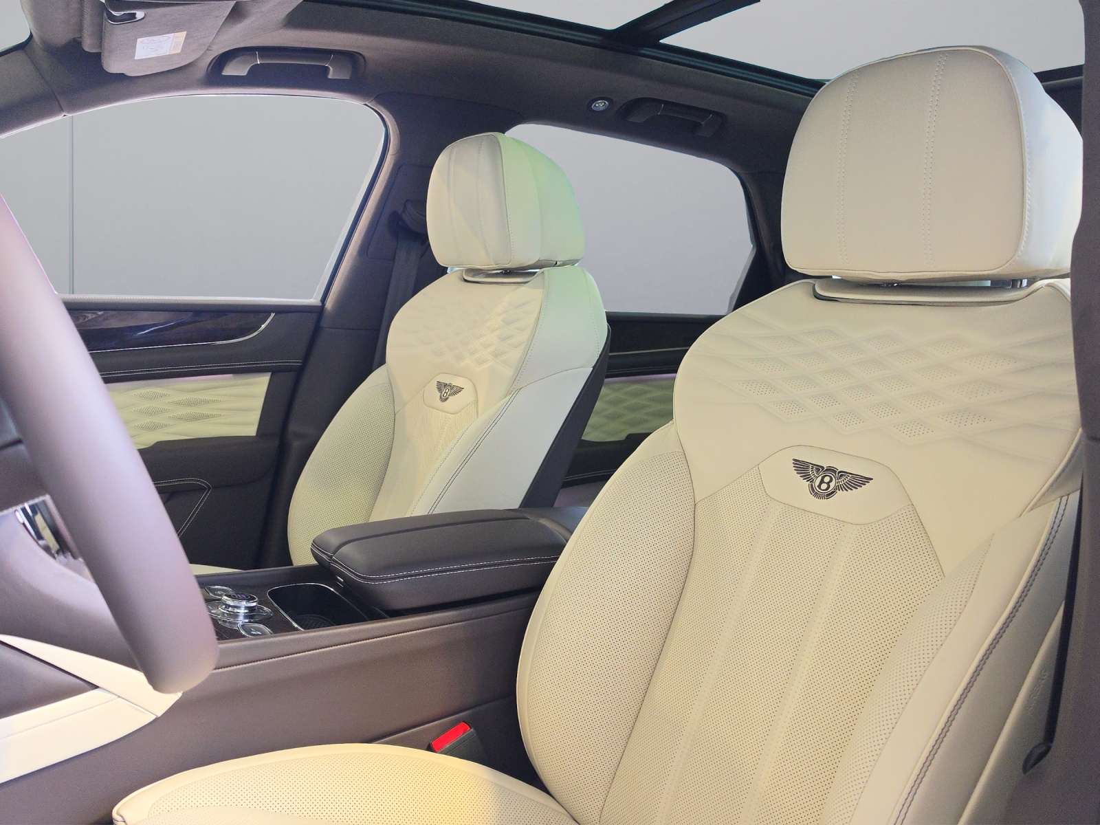 BENTLEY Bentayga Azure-image-9