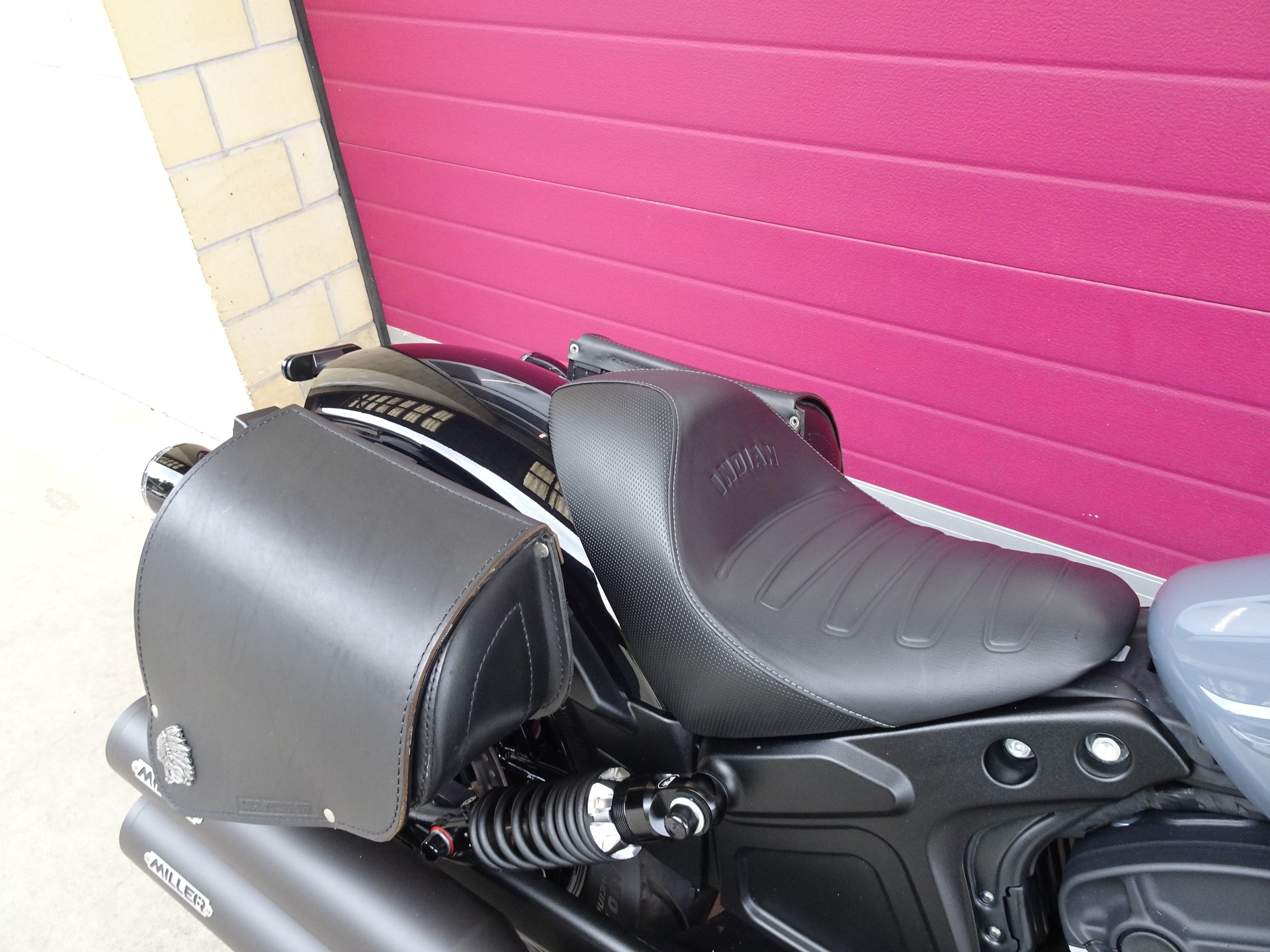 INDIAN Scout 1200 Rogue-image-6