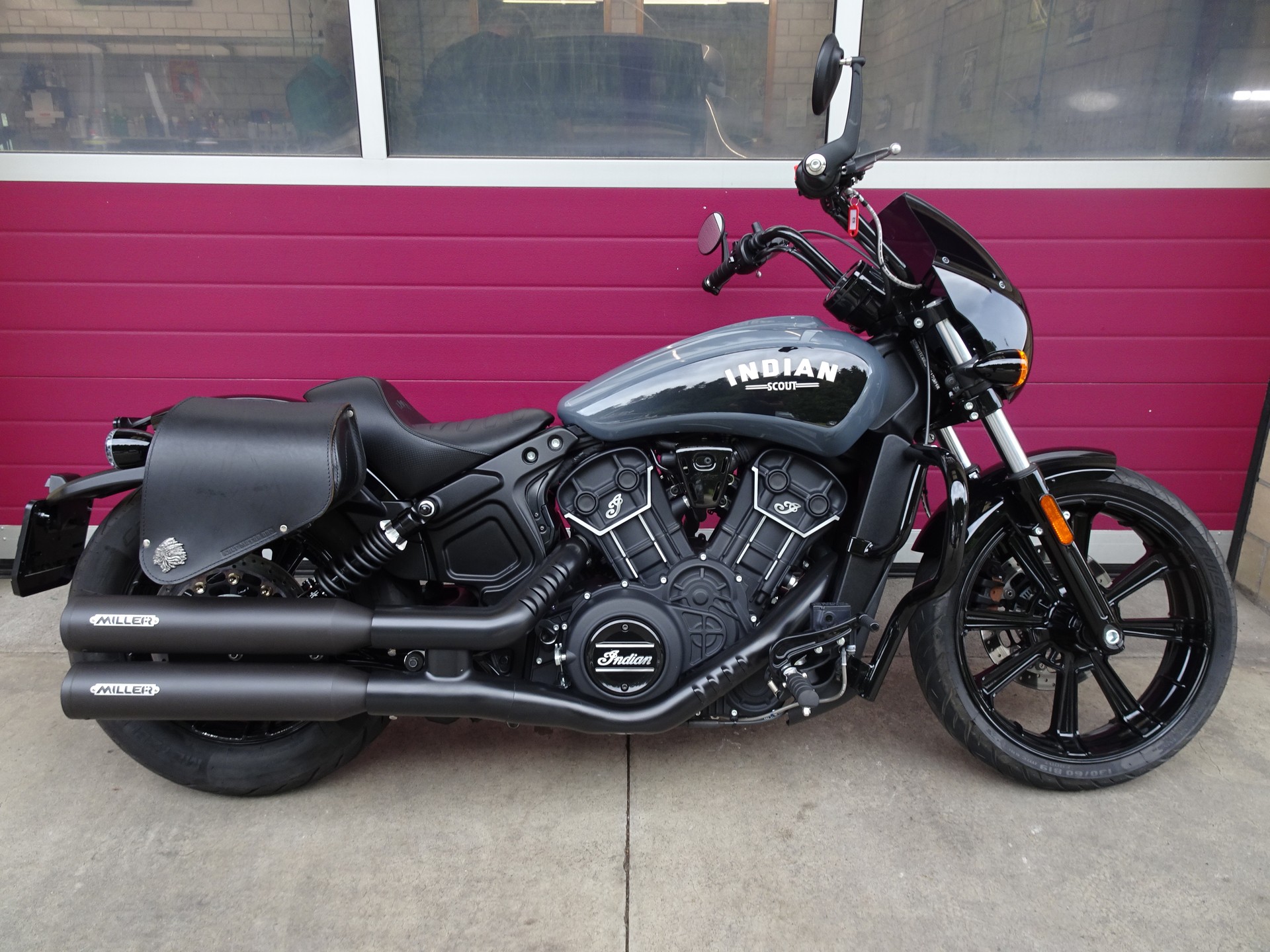 INDIAN Scout 1200 Rogue