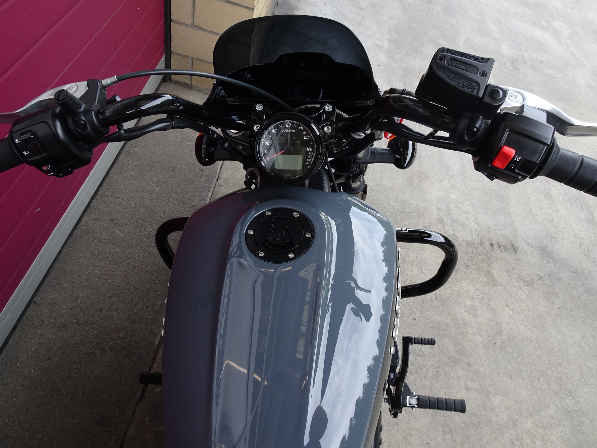 INDIAN Scout 1200 Rogue-image-5