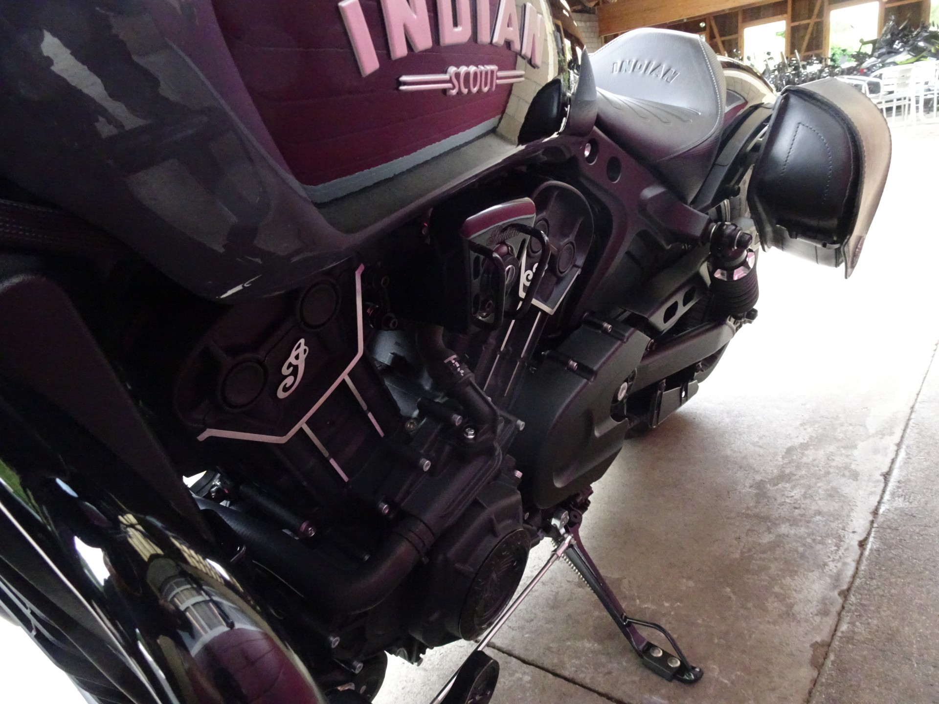 INDIAN Scout 1200 Rogue-image-12