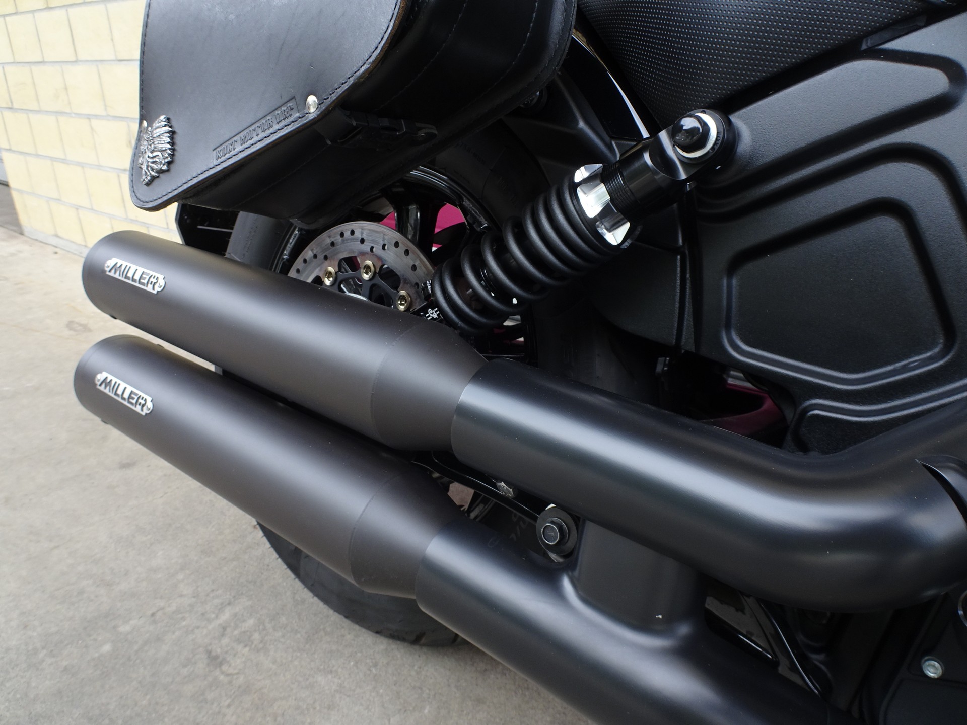 INDIAN Scout 1200 Rogue-image-13