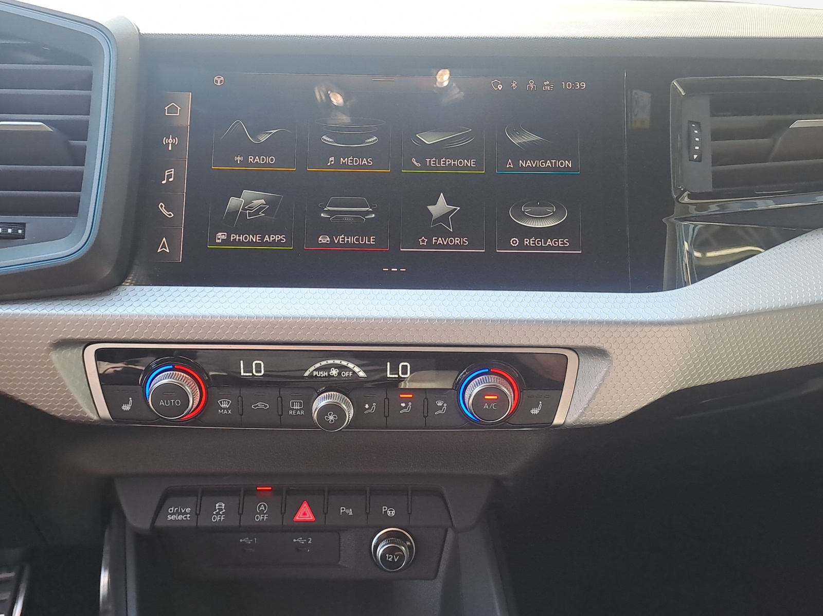 AUDI A1 Sportback 40 TFSI S Line S-tronic-image-10