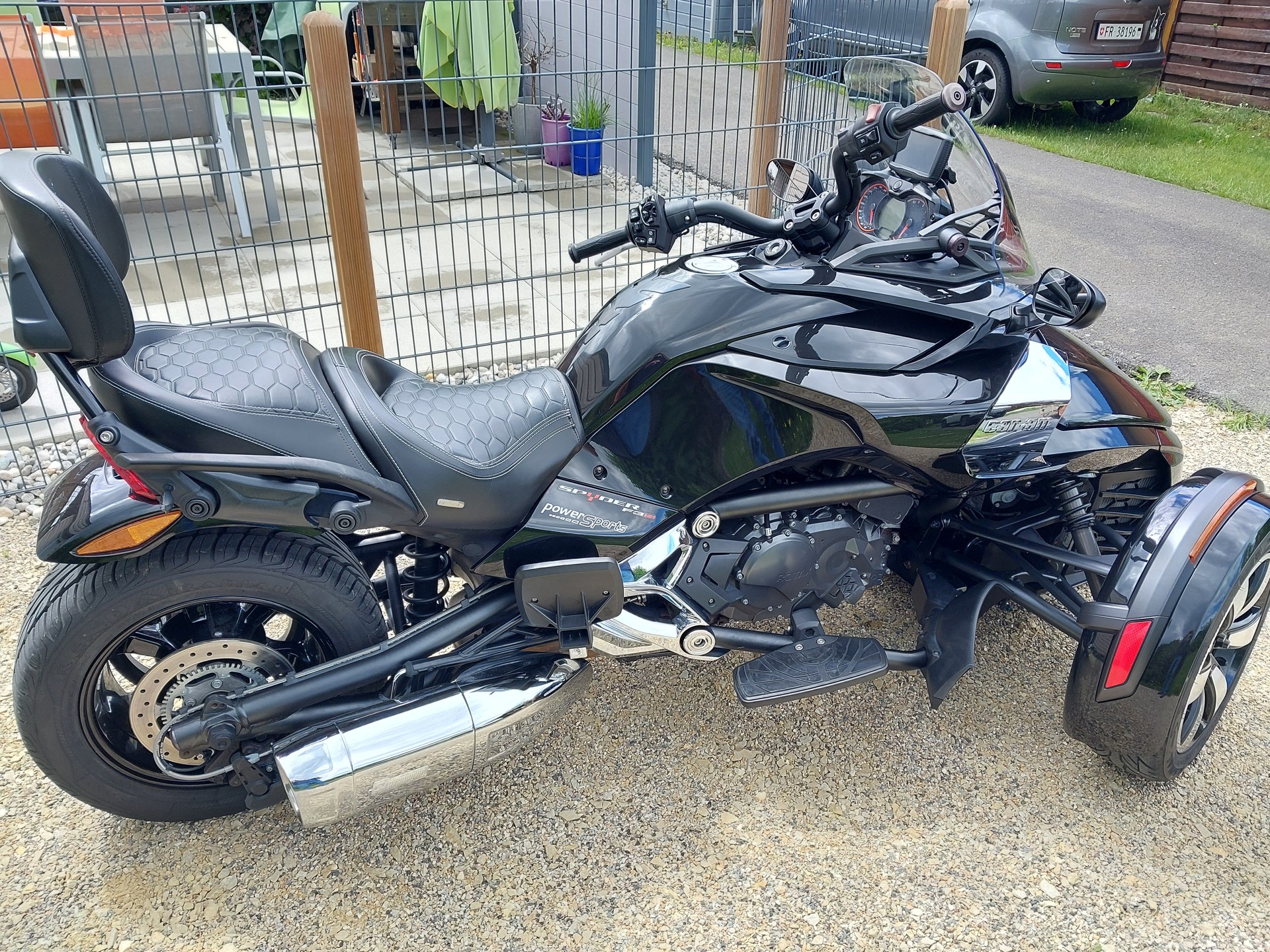 CAN-AM Spyder F3-S SM6-image-3