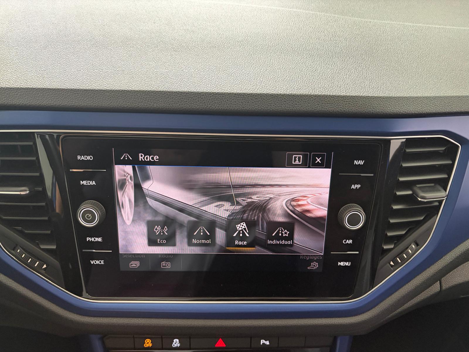 VW T-Roc 2.0 TSI R DSG 4Motion-image-21