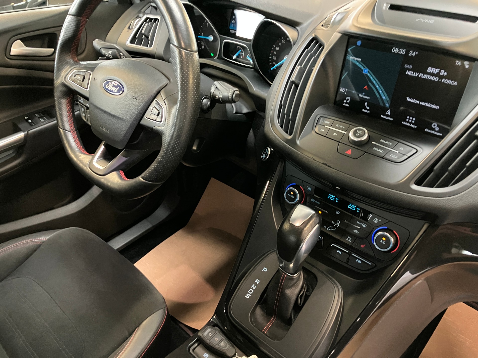 FORD Kuga 2.0 TDCi ST Line High 4WD PowerShift-image-28