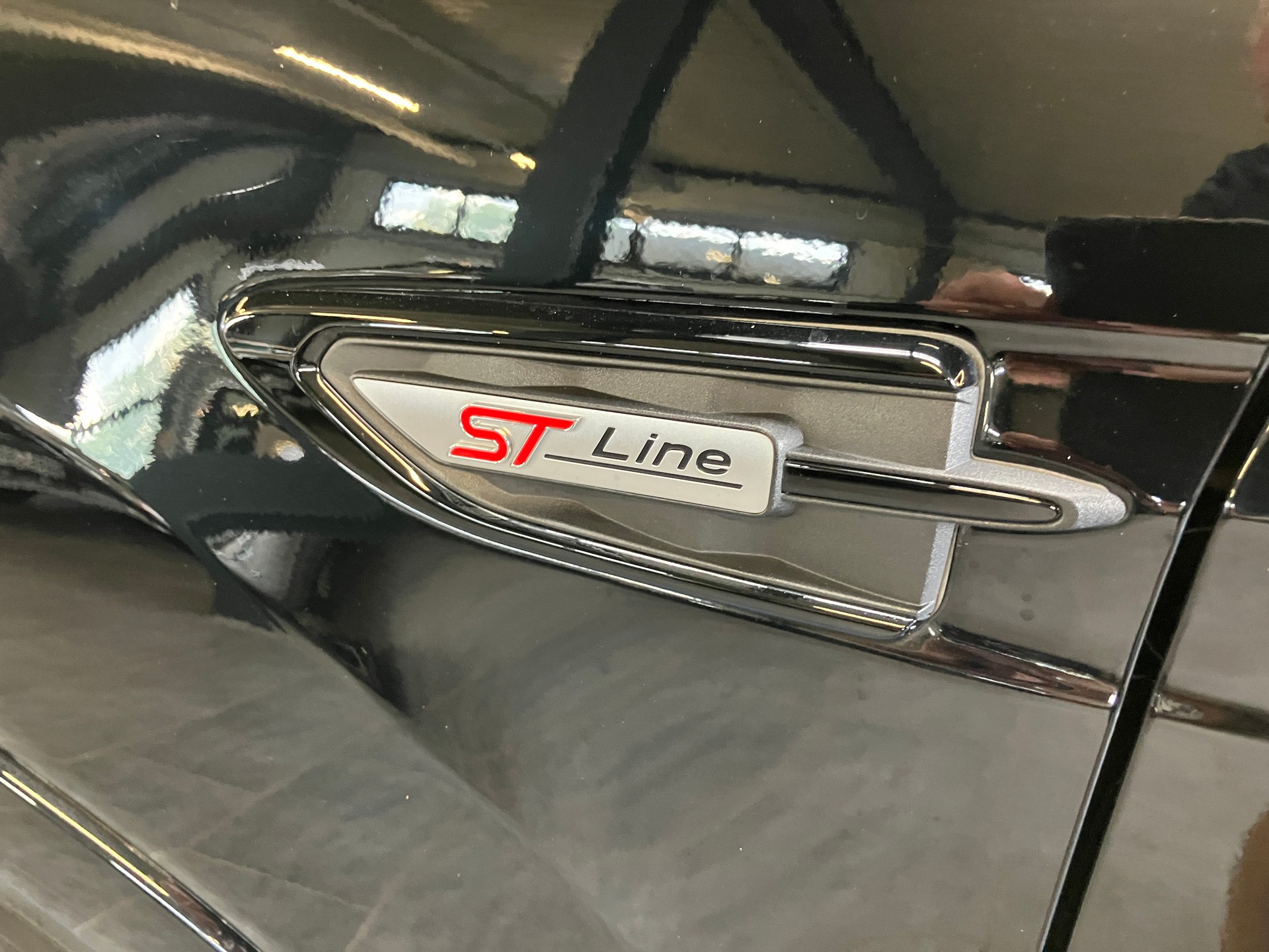 FORD Kuga 2.0 TDCi ST Line High 4WD PowerShift-image-5