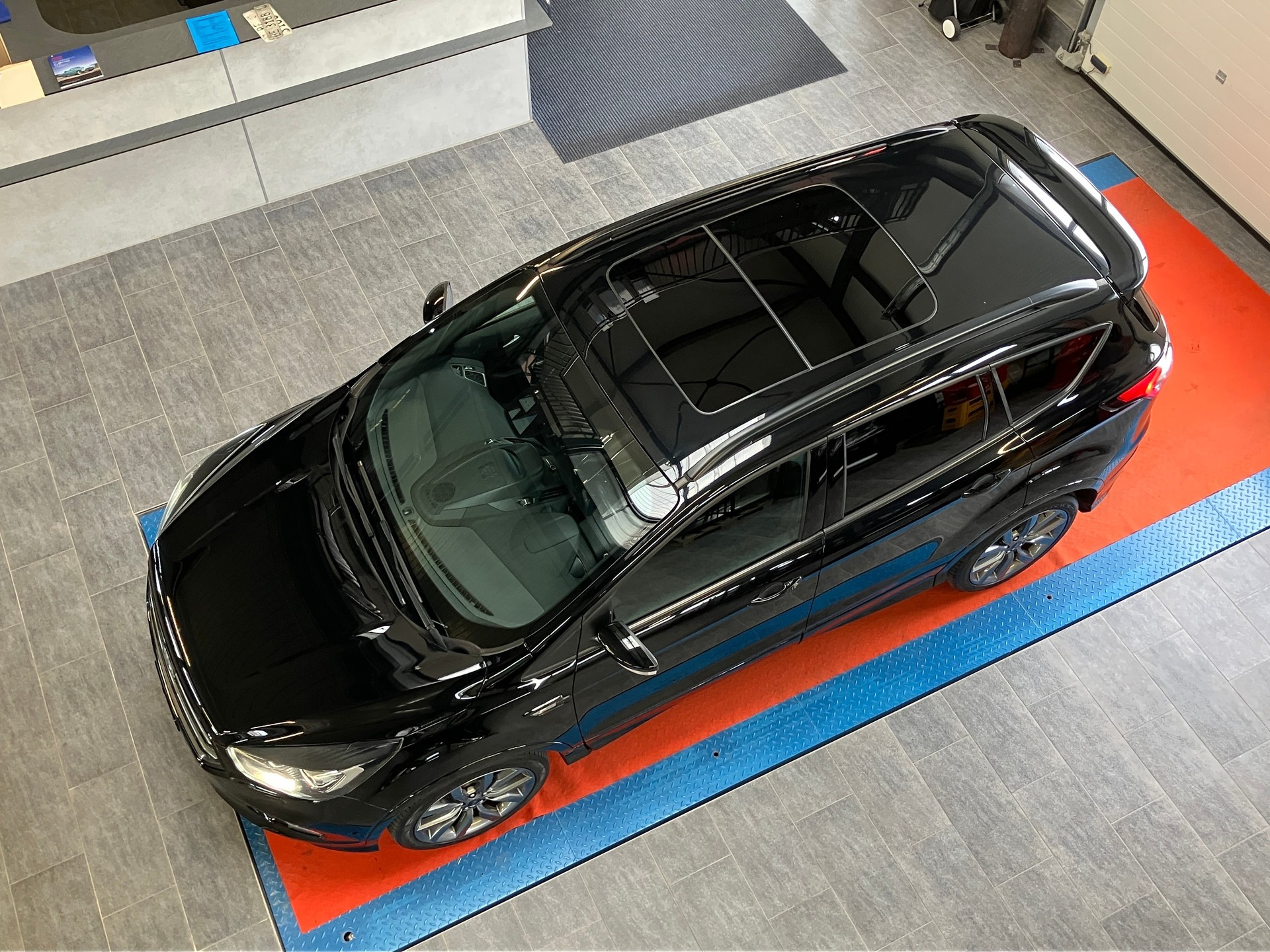 FORD Kuga 2.0 TDCi ST Line High 4WD PowerShift-image-12