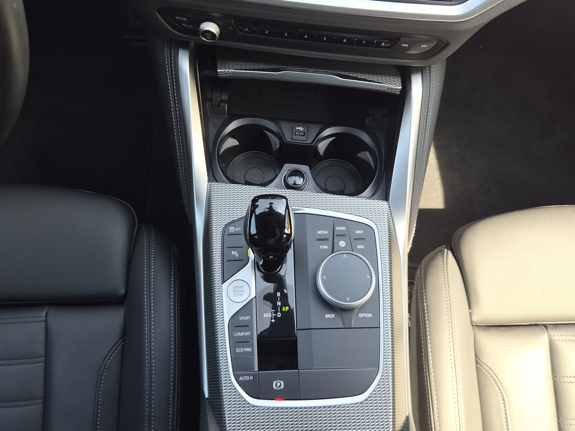 BMW 420d xDrive 48V Gran Coupé M Sport Steptronic-image-16