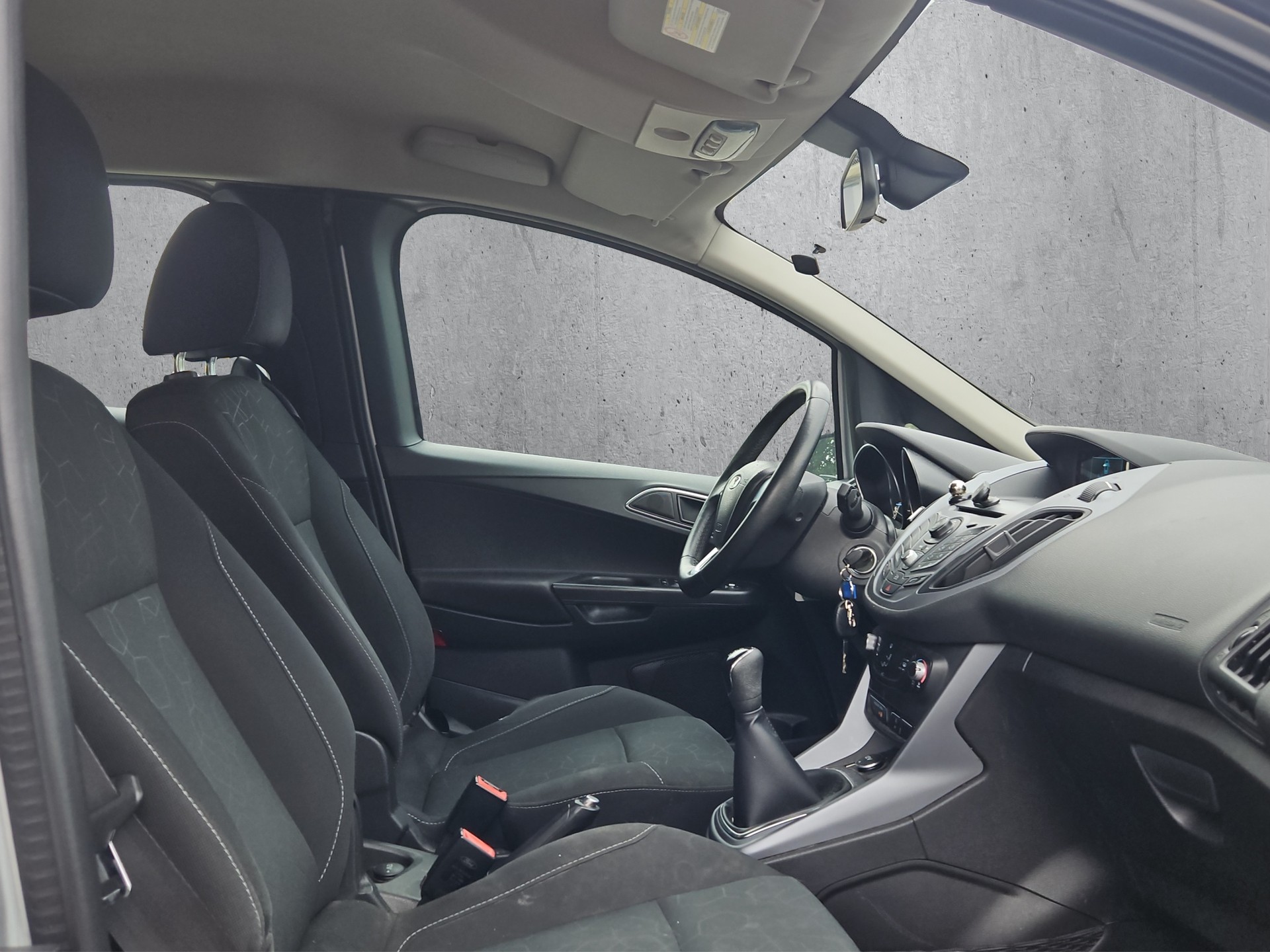 FORD B-Max 1.0 SCTi Titanium-image-9
