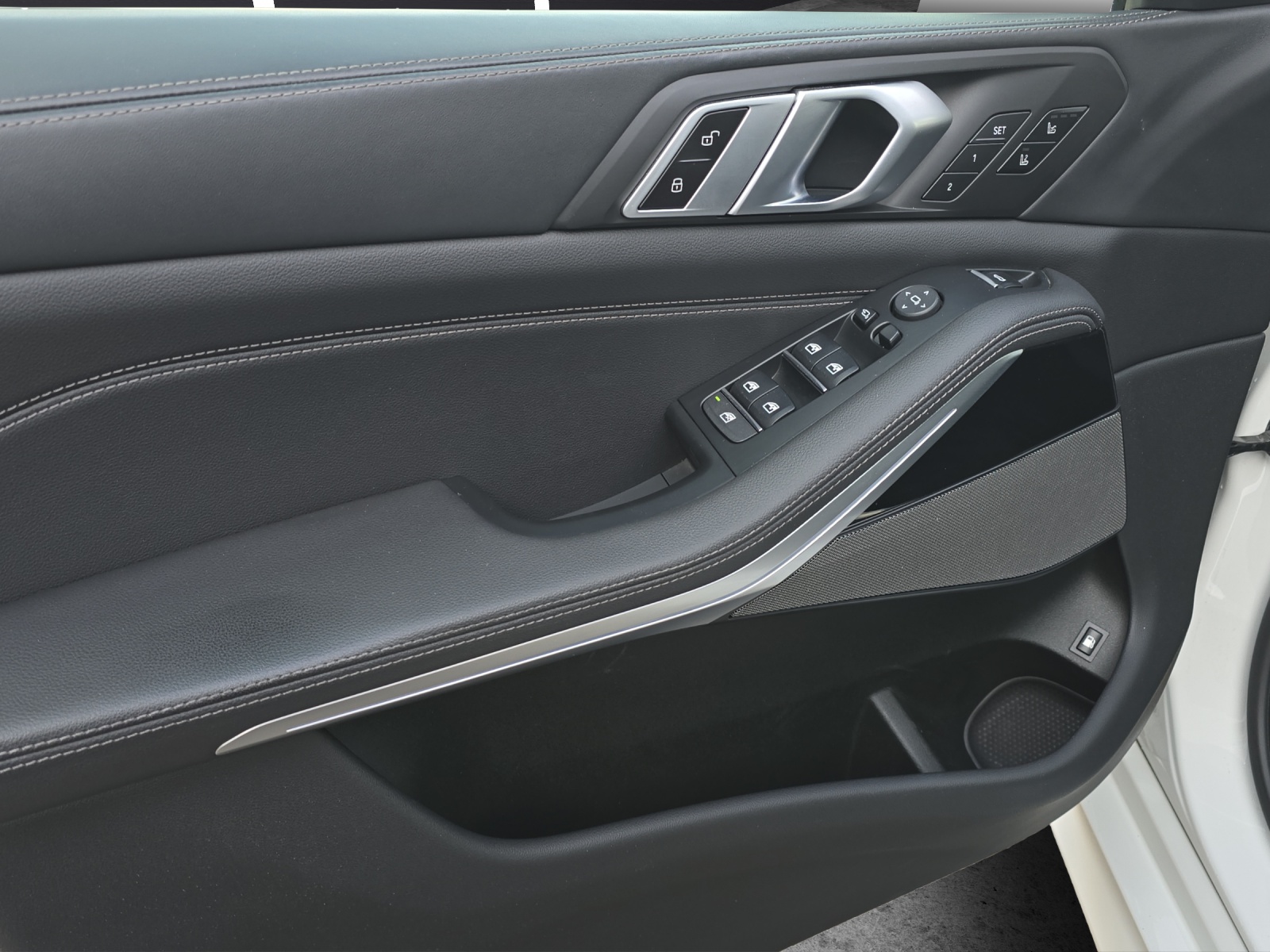 BMW X5 45e xDrive SAG-image-12