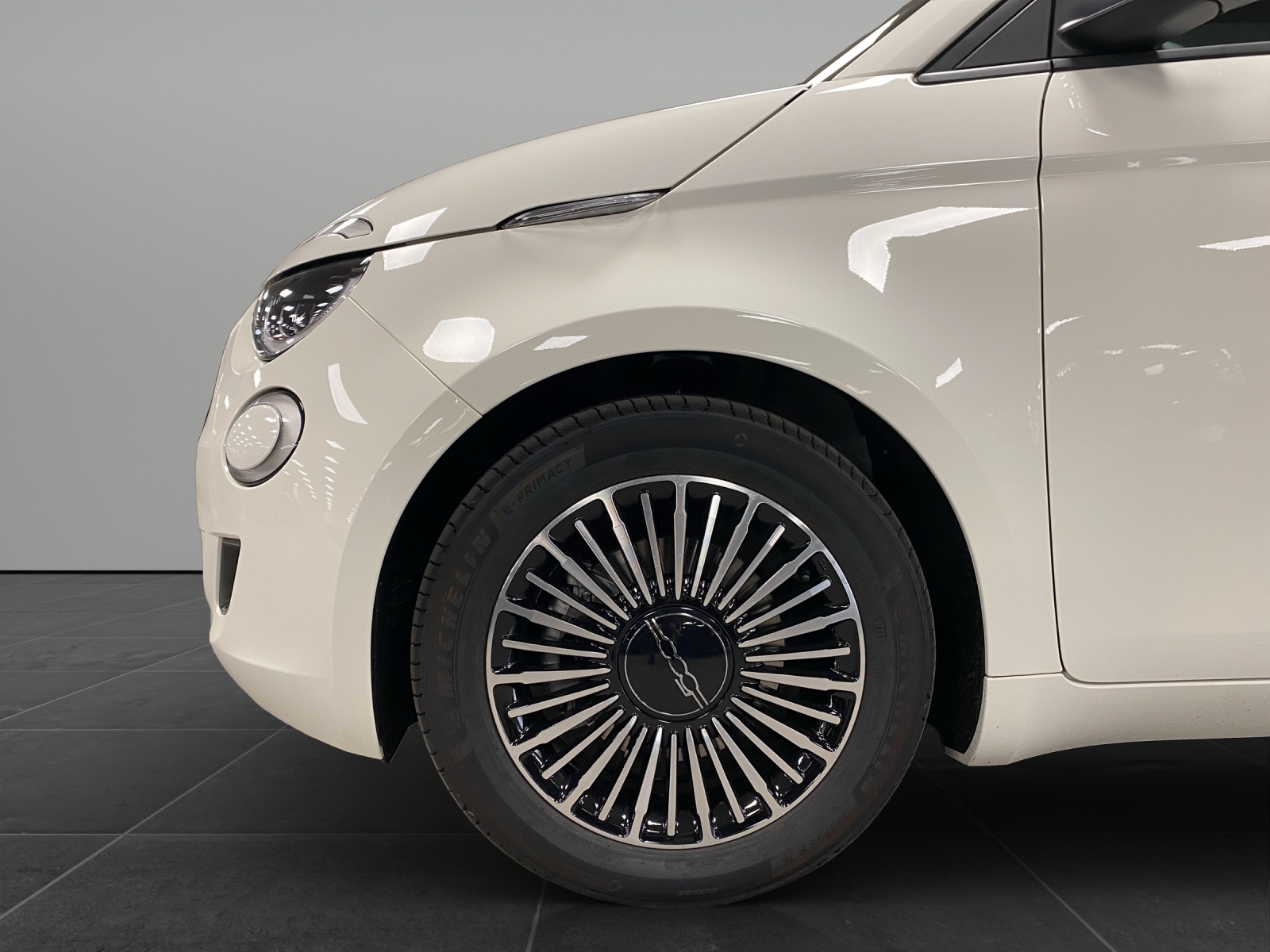 FIAT 500 Cabrio 1.0 Hybrid Icon Dol-image-9