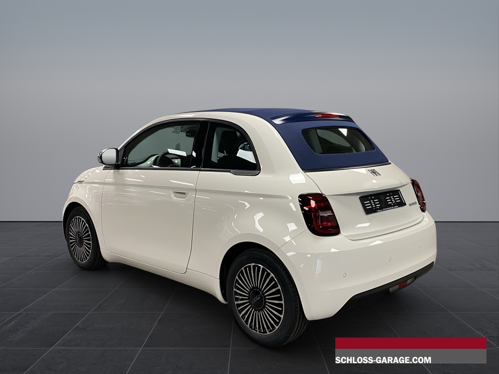 FIAT 500 Cabrio 1.0 Hybrid Icon Dol-image-3