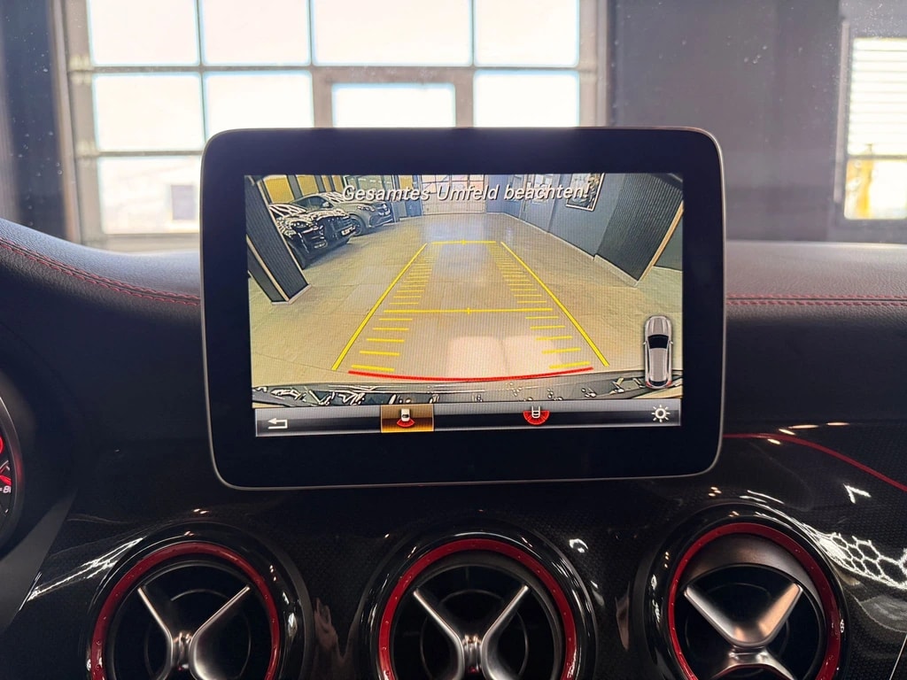 MERCEDES-BENZ GLA 45 AMG 4Matic 7G-DCT-image-18