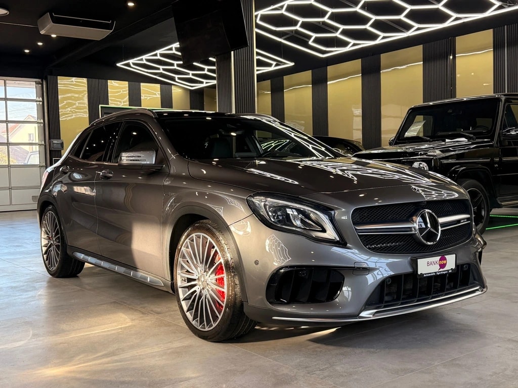 MERCEDES-BENZ GLA 45 AMG 4Matic 7G-DCT-image-2
