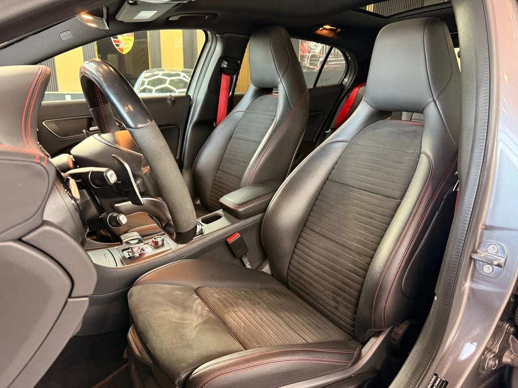 MERCEDES-BENZ GLA 45 AMG 4Matic 7G-DCT-image-9