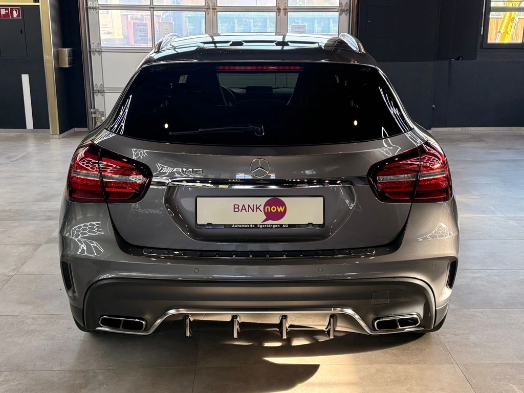 MERCEDES-BENZ GLA 45 AMG 4Matic 7G-DCT-image-5
