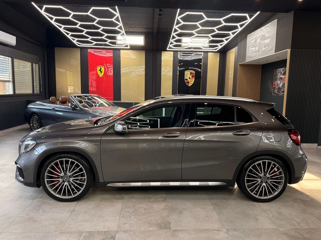 MERCEDES-BENZ GLA 45 AMG 4Matic 7G-DCT-image-7