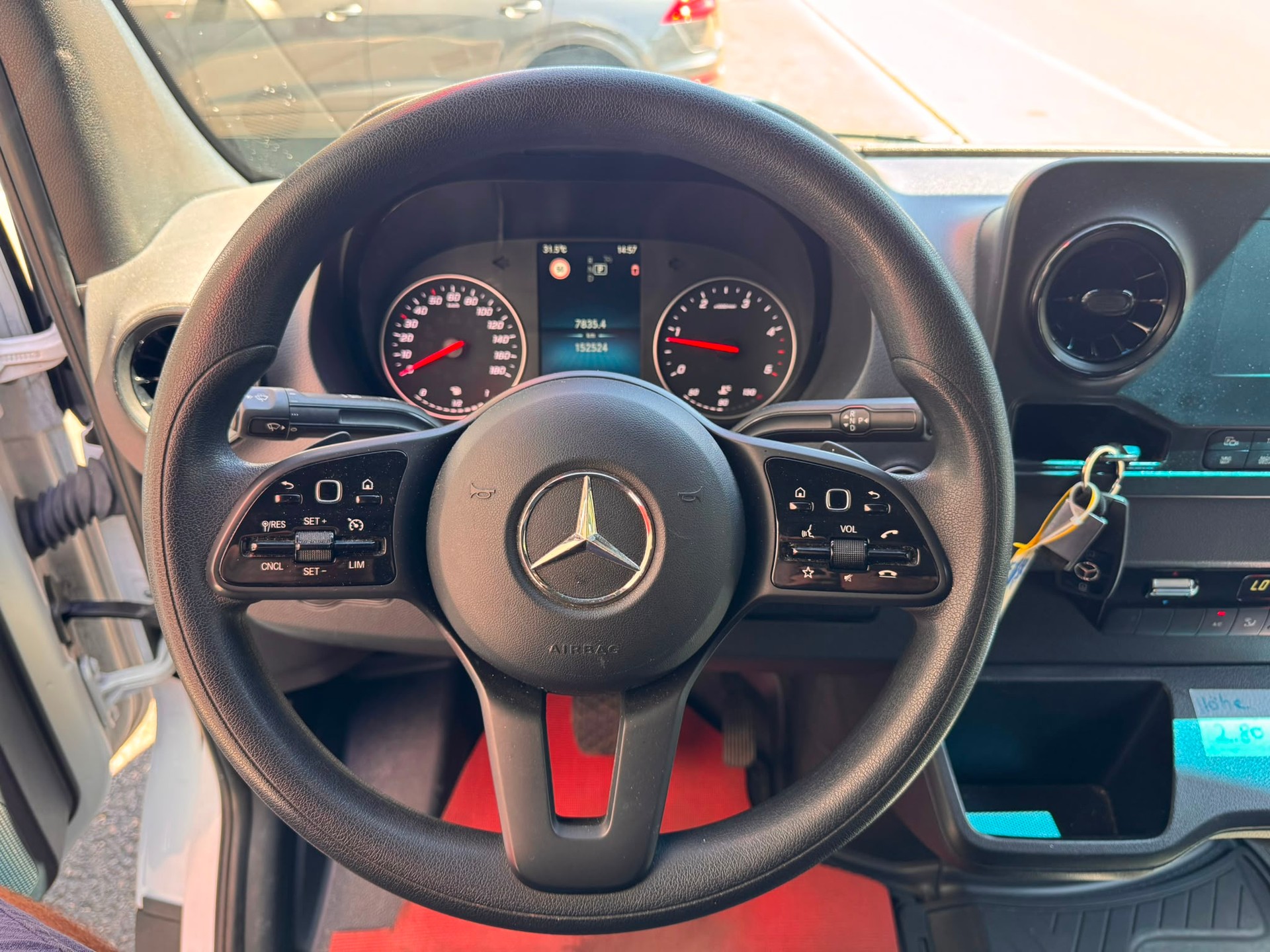 MERCEDES-BENZ Sprinter 319 CDI Extralang 9G-TRONIC 4-Matic-image-5