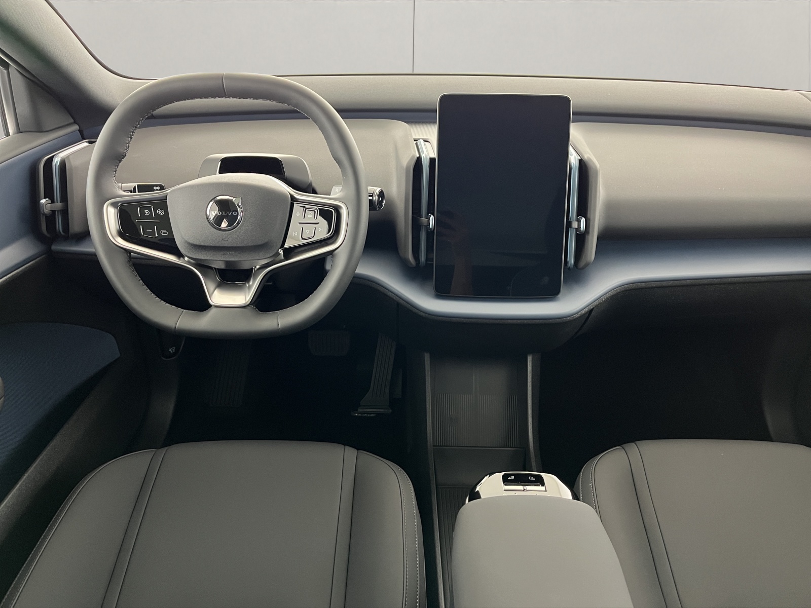 VOLVO EX30 CC P8 Ultra AWD-image-12