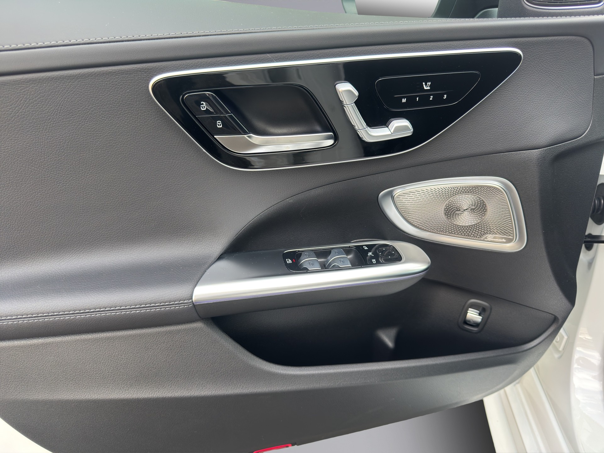 MERCEDES-BENZ C 220 d Swiss Star AMG Line 4matic Kombi-image-20