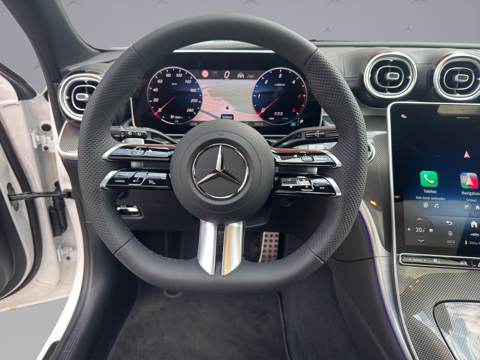 MERCEDES-BENZ C 220 d Swiss Star AMG Line 4matic Kombi-image-10