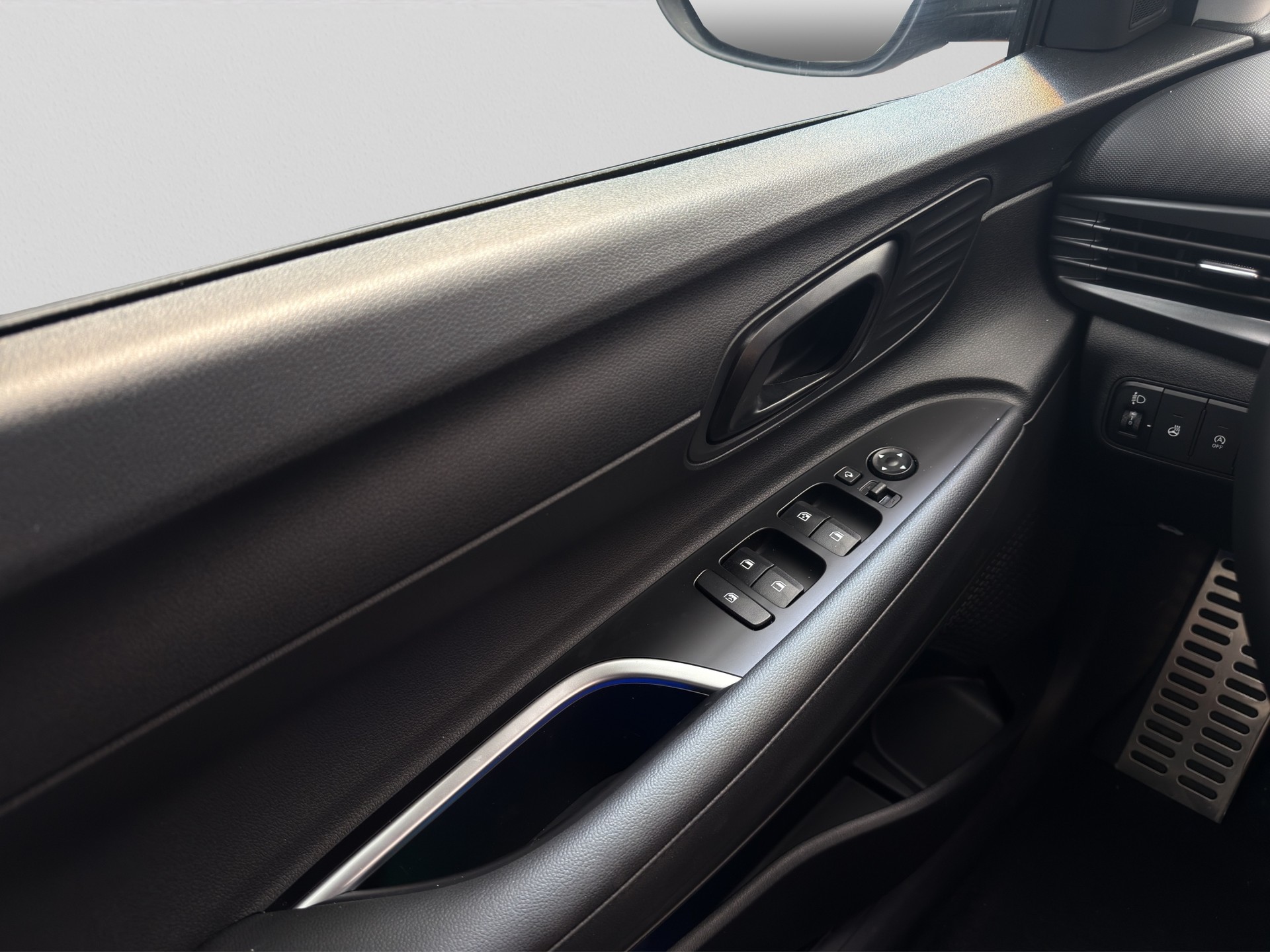 HYUNDAI Bayon 1.0 T-GDi Amplia DCT-image-15