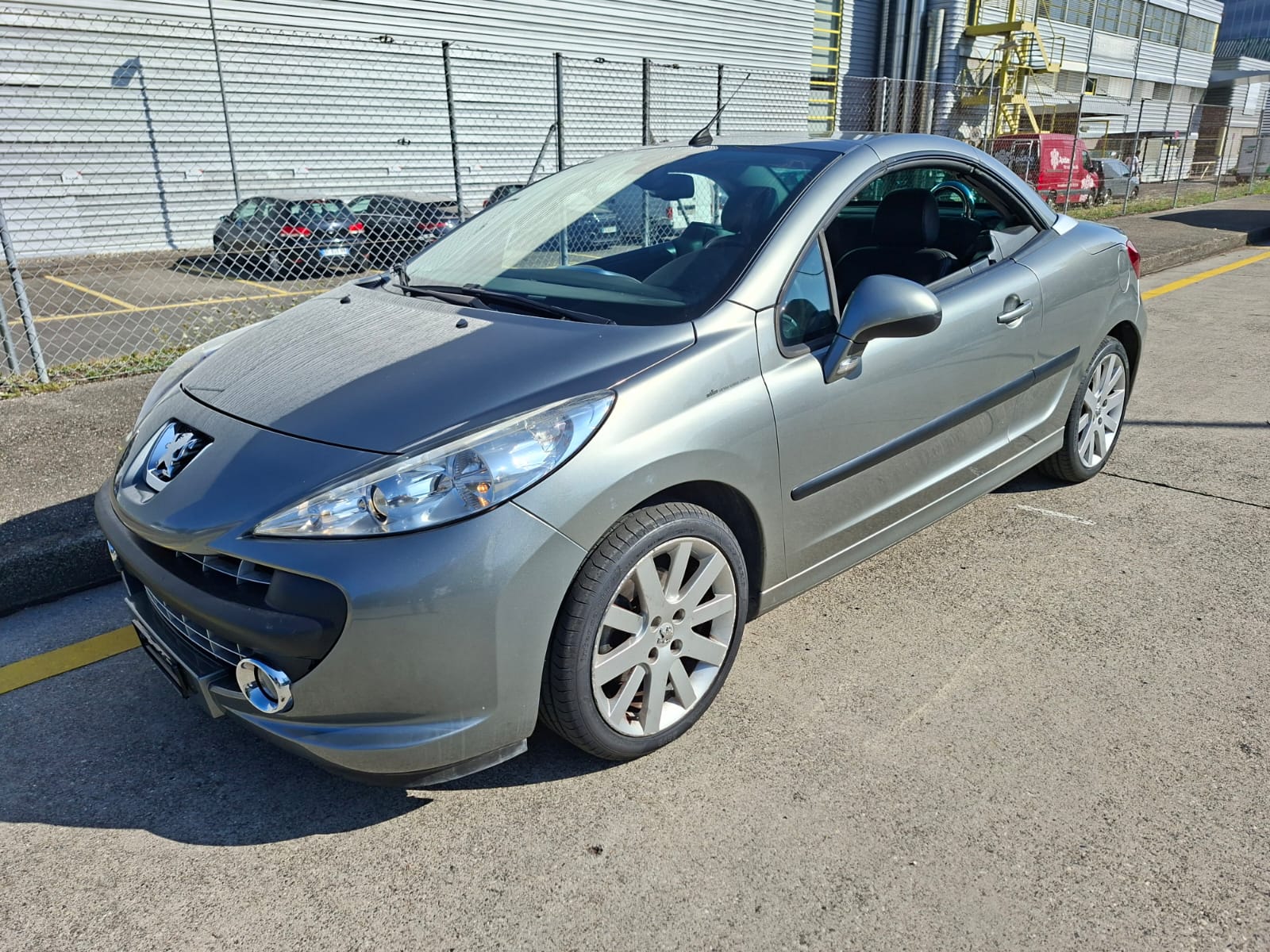 PEUGEOT 207 CC 1.6 16V Turbo Sport-image-0