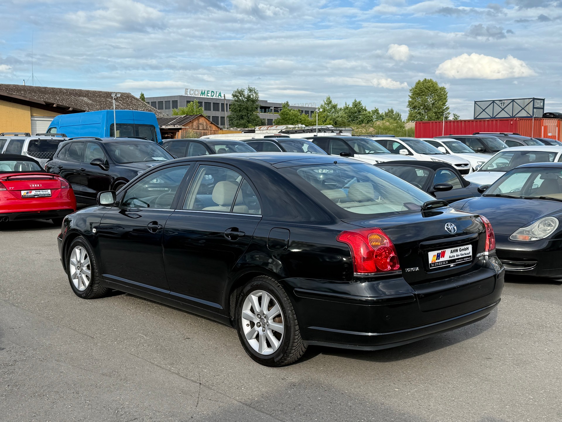 TOYOTA Avensis 2.0 D4 VVT-i Linea Sol Liftback Automatik / Frisch ab MFK 20.02.2026 / 8-fach bereift / Navi / PDC-image-5