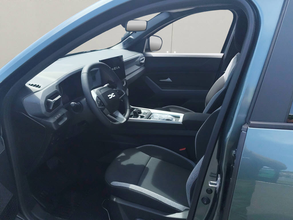 DACIA Bigster 1.2 Hybrid Journey 4WD-image-3