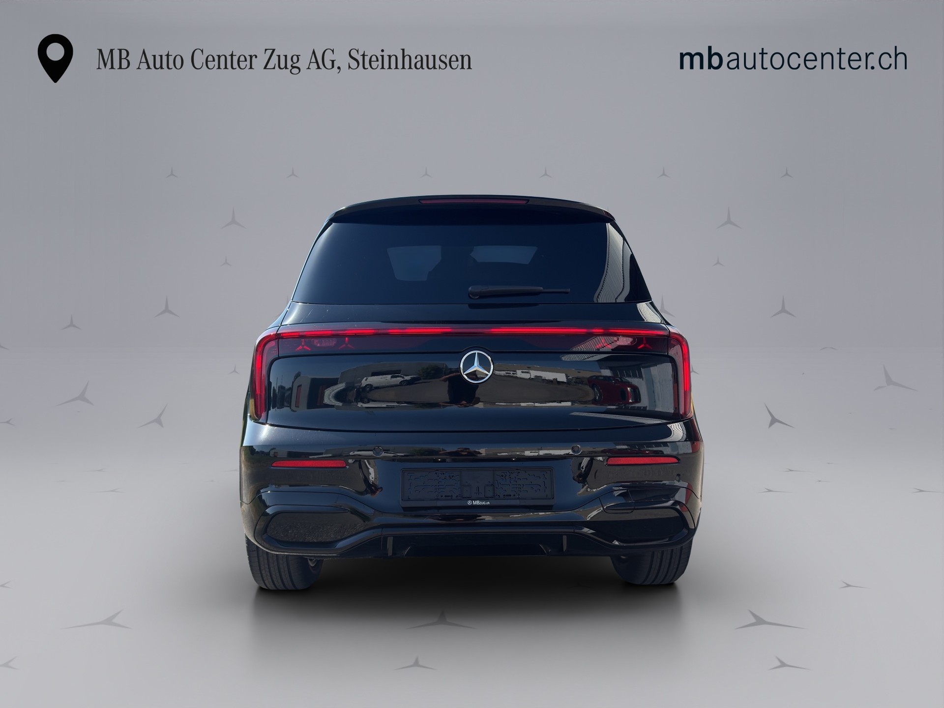 MERCEDES-BENZ GLB 220 4matic-image-4