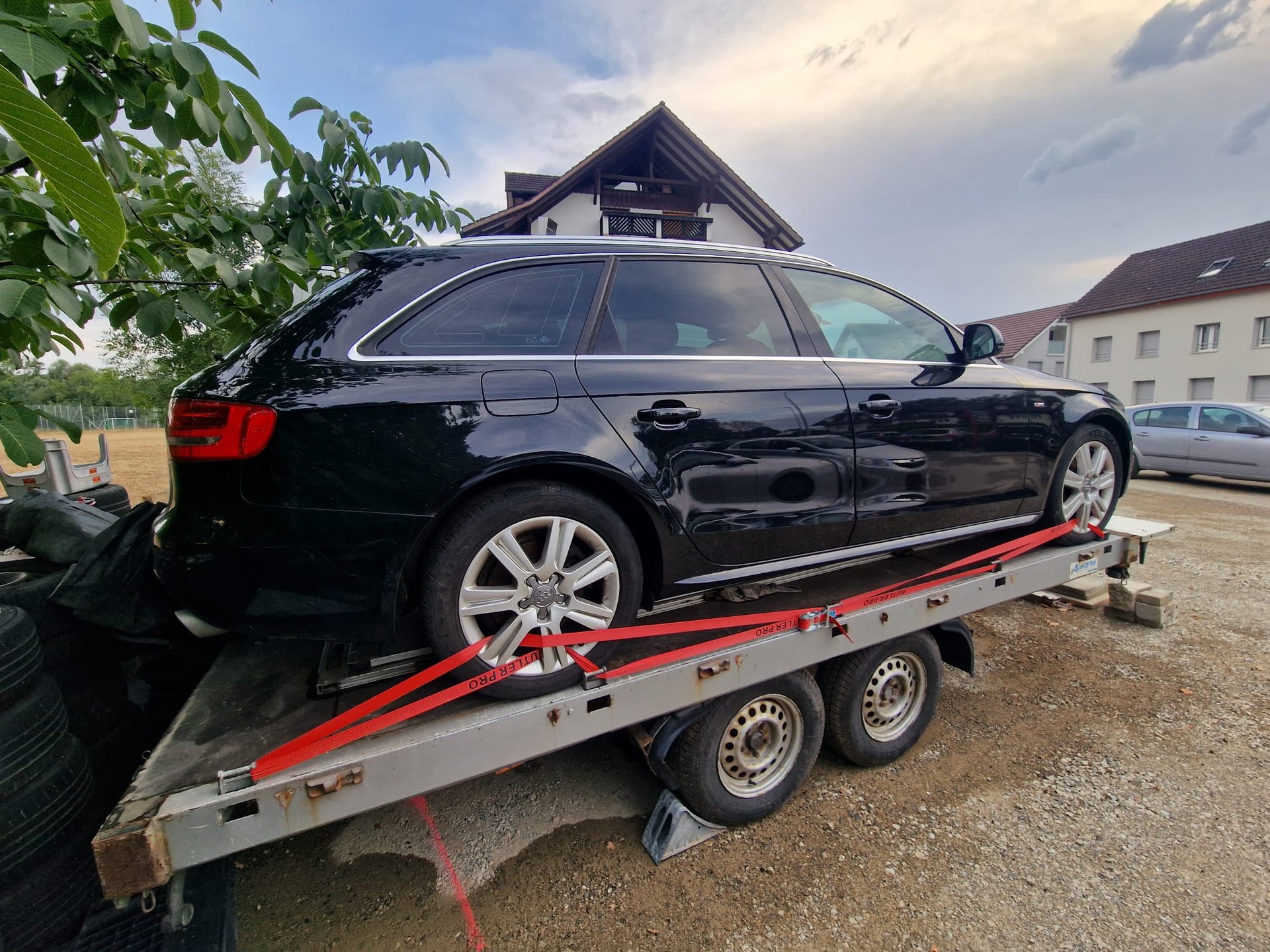 AUDI A4 Avant 3.0 TDI quattro tiptronic-image-7