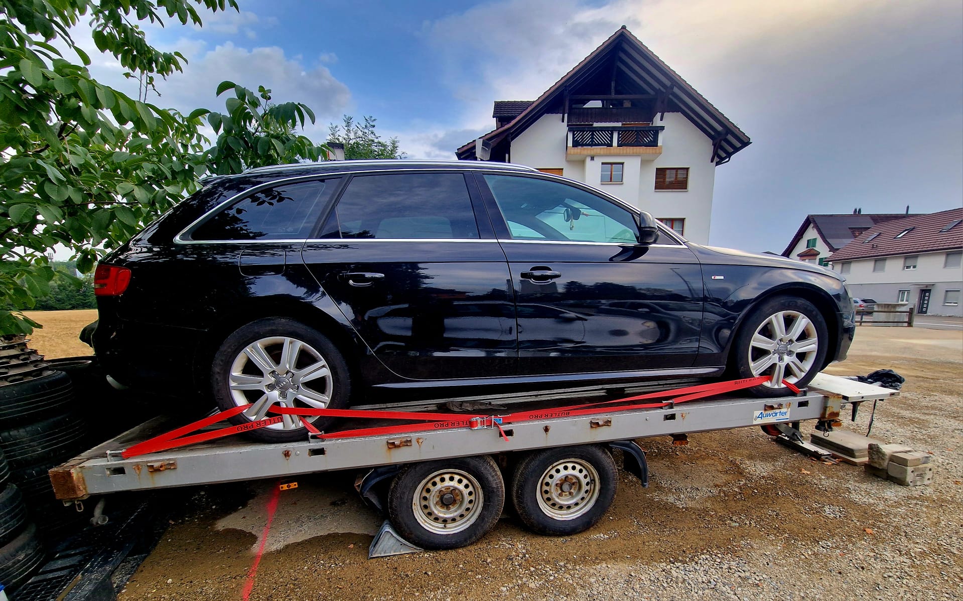 AUDI A4 Avant 3.0 TDI quattro tiptronic-image-9