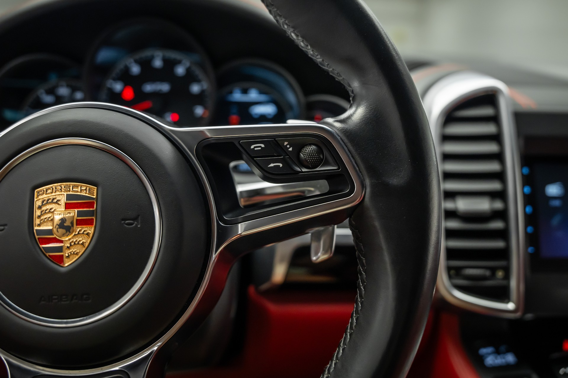 PORSCHE CAYENNE GTS * FRISCH AB SERVICE * FRISCH AB MFK * LEASING AB 443.- *-image-21