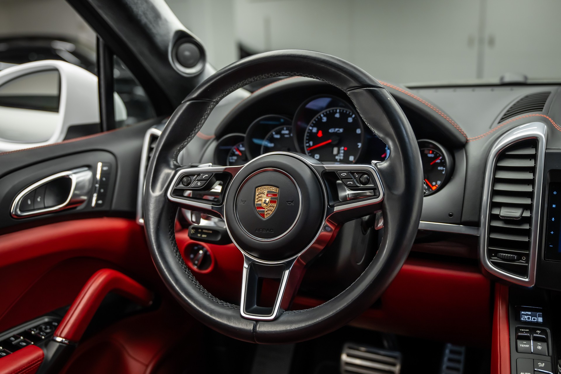 PORSCHE CAYENNE GTS * FRISCH AB SERVICE * FRISCH AB MFK * LEASING AB 443.- *-image-16