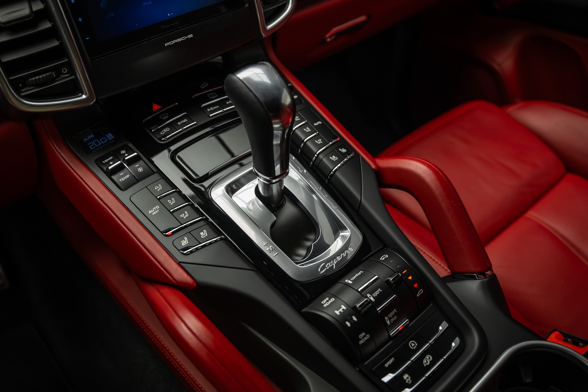 PORSCHE CAYENNE GTS * FRISCH AB SERVICE * FRISCH AB MFK * LEASING AB 443.- *-image-26